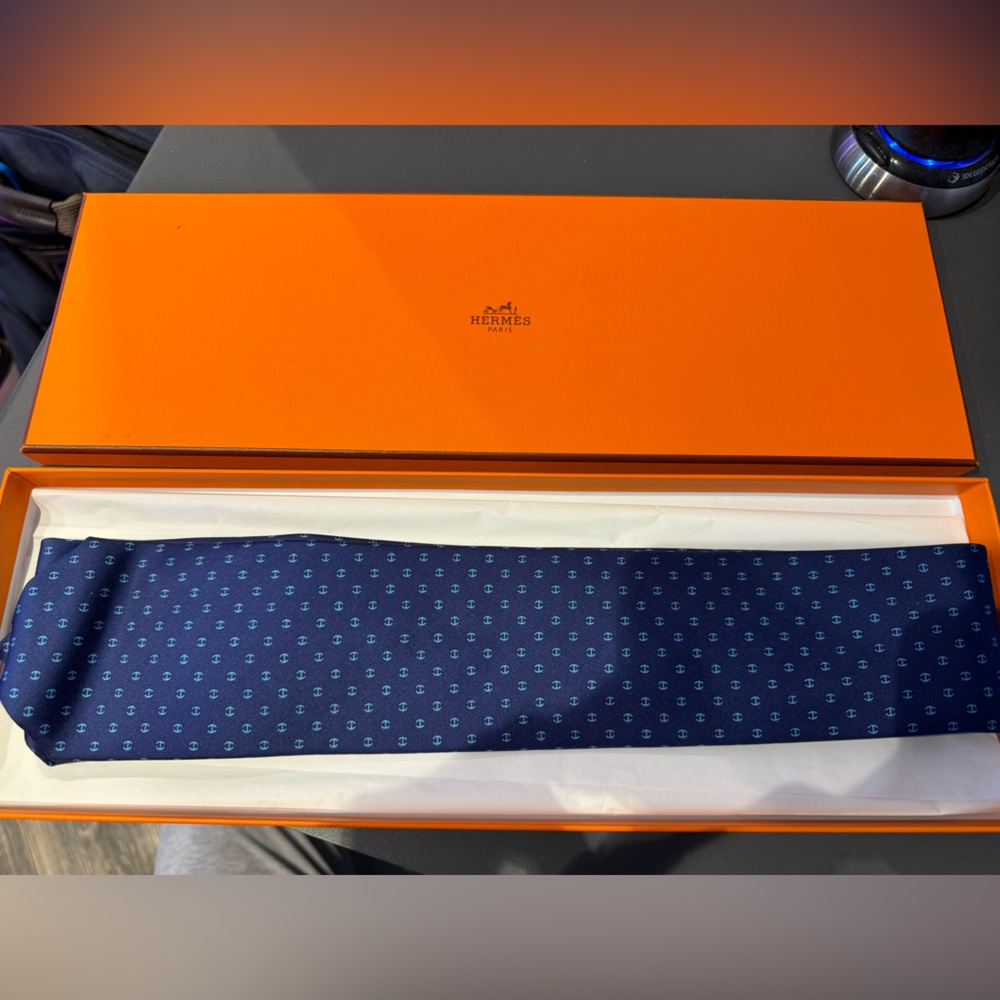 Hermes 8H Tonneau Twill Men’s Tie - BNWT